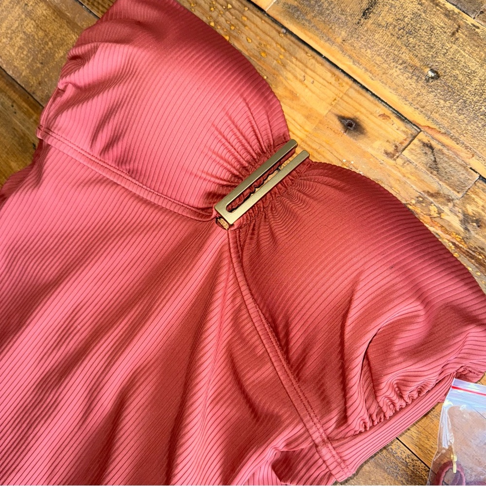 Rust Ribbed Strapless Swimsuit - Picture 2 of 6